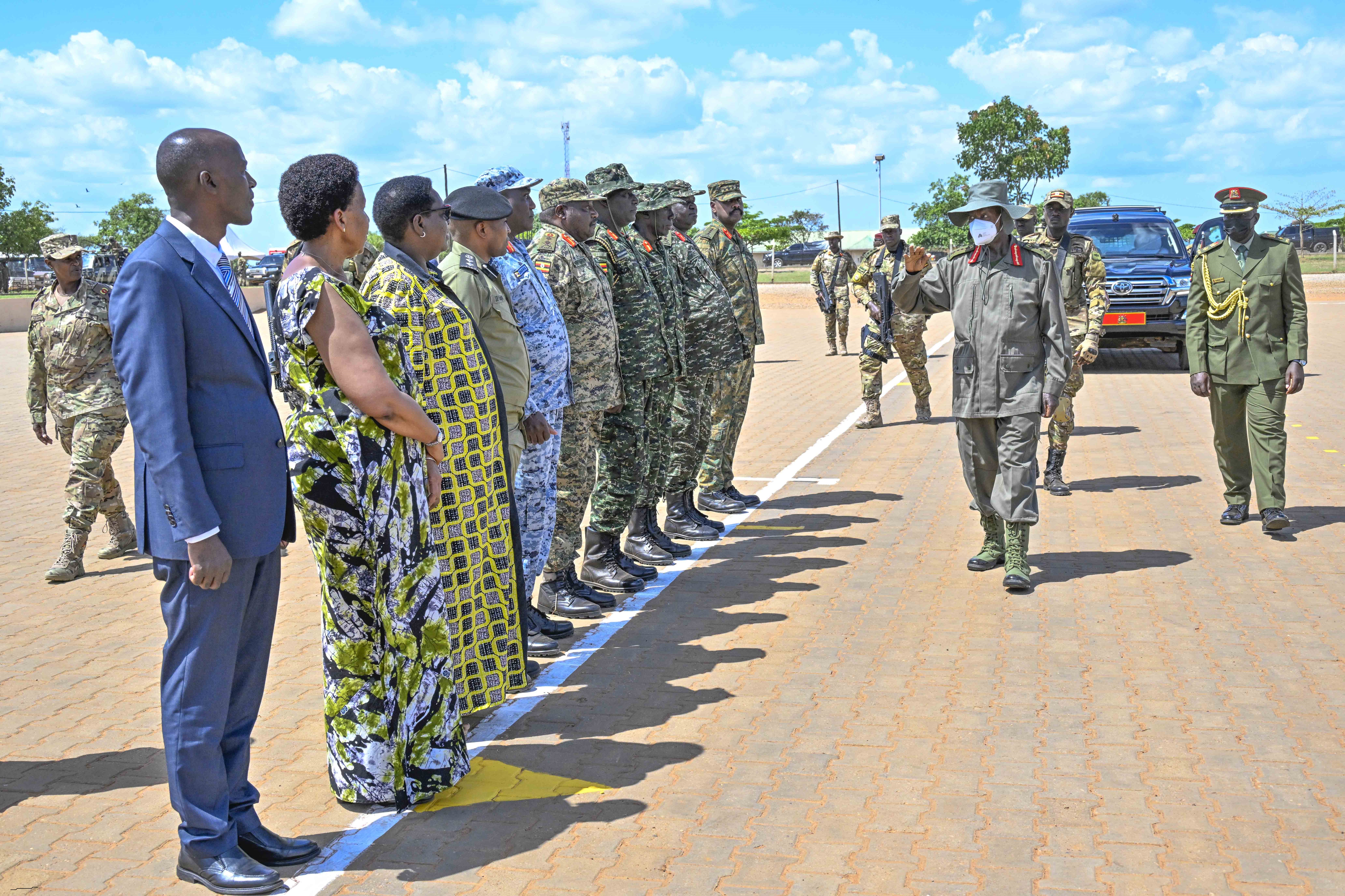 President Museveni emphasizes Professionalism as he presides over first-ever Hybrid UPDF Pass-Out Ceremony