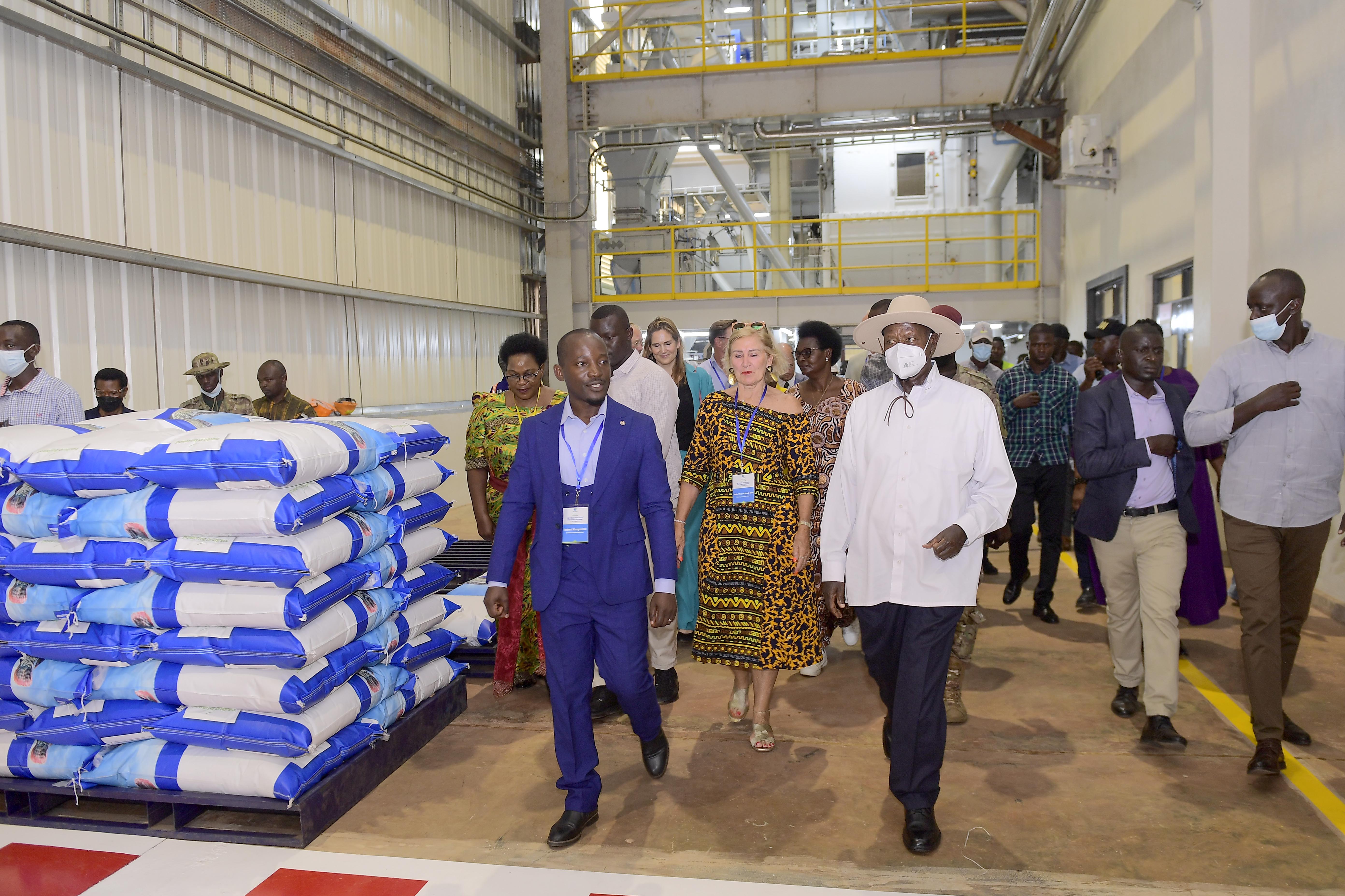President Museveni Commissions fish feed Factory in Buikwe