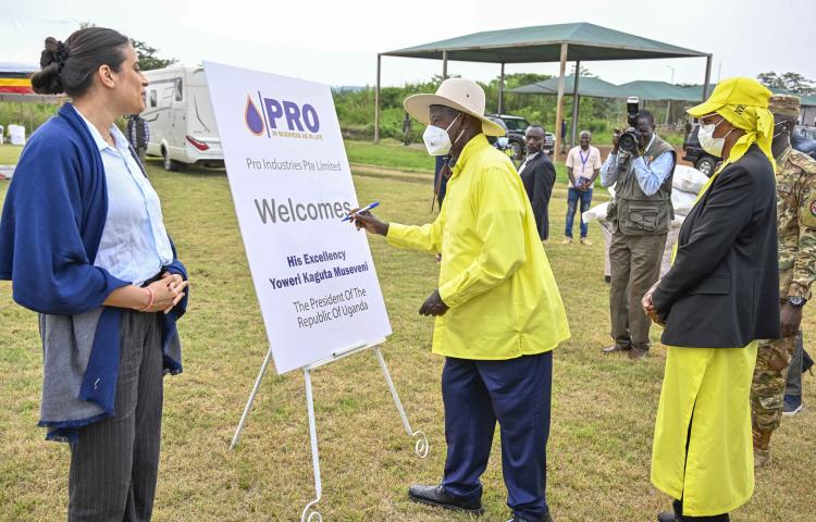  PRESIDENT MUSEVENI COMMISSIONS PRO INDUSTRIES ETHANOL PLANT IN LUWERO