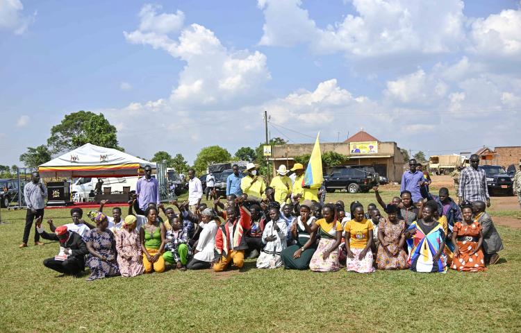 PRESIDENT MUSEVENI TASKS KAYUNGA RESIDENTS TO USE THEIR POWERS TO HOLD LEADERS ACCOUNTABLE, ADDRESSES BAKUKU CITIZENSHIP CONCERNS 
