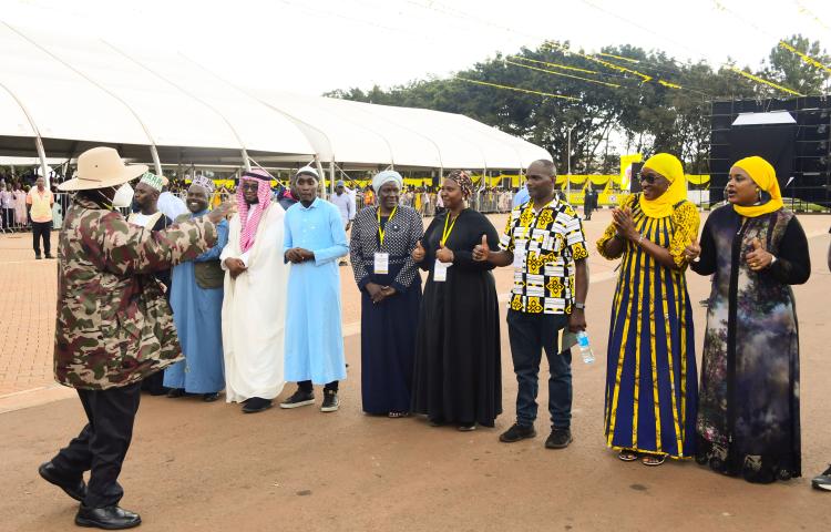 PRESIDENT MUSEVENI MEETS NUP CONVERTS, MUSLIM LEADERS, STUDENTS AND YOUTH GROUPS AT KOLOLO, REAFFIRMS FREE EDUCATION, WEALTH CREATION AND ANTI-CORRUPTION DRIVE